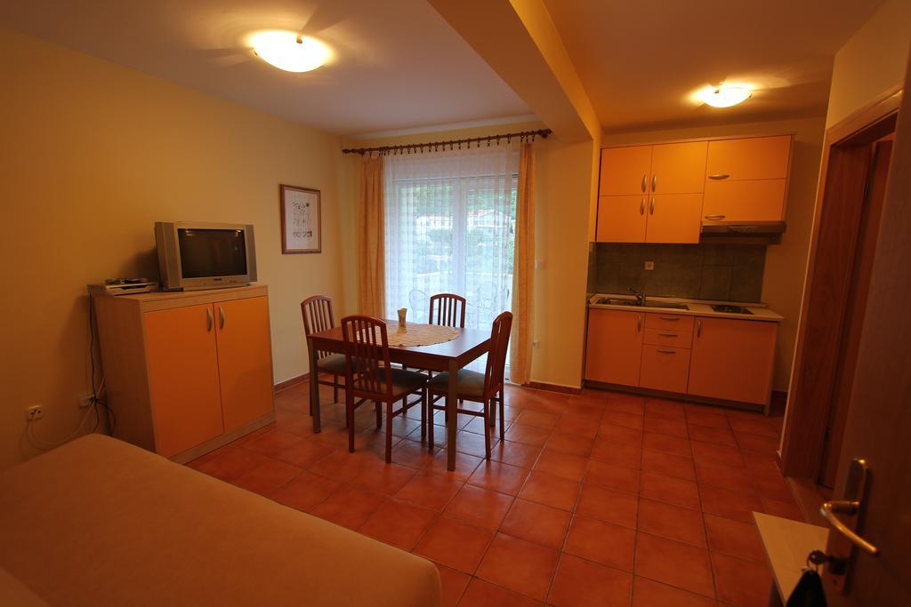 Apartments Villa Ceres Klek Extérieur photo